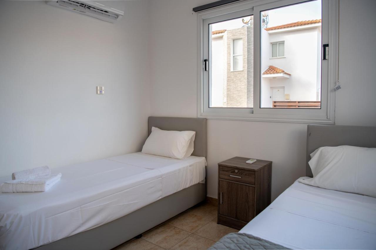 Villa Ruby Evelyn Protaras Exterior foto